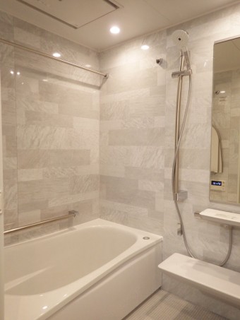 入浴後のくつろぎTIMEに、浴槽も床も自動洗浄 港区O様邸 入浴後のくつろぎTIMEに、浴槽も床も自動洗浄 港区O様邸